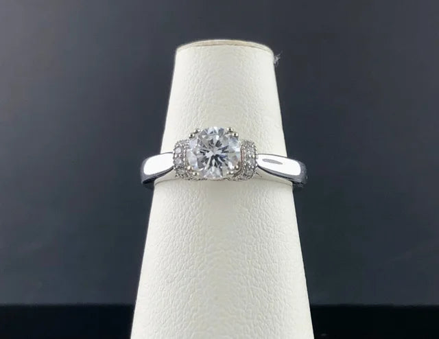 14KW Round Diamond Polished Engagement Ring .70ctw