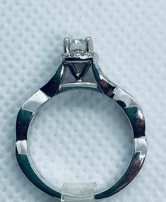 14KW Round Diamond Twist Engagement Ring .67ctw